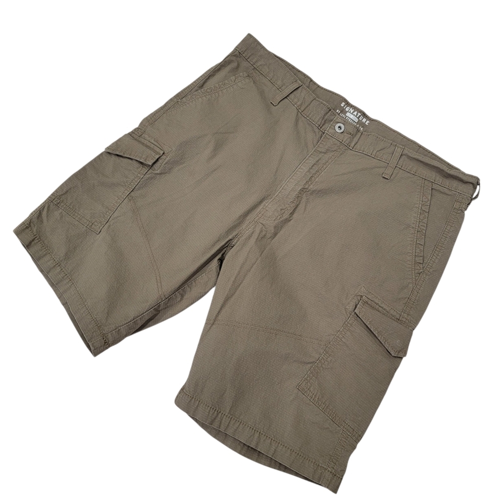 Signature by Levi Strauss Cargo Shorts Khaki Brown Neutral Pockets Men’s Size 40 - Picture 17 of 17